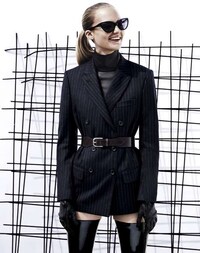Aloof Androgynous Editorials Image 7