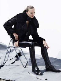 Aloof Androgynous Editorials Image 8