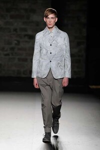 Sophisticated Swirl-Dyed Menswear Image 3