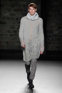 Sophisticated Swirl-Dyed Menswear Image 6