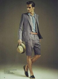 Retro-Chic Editorials Image 3