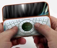Specialized Social Handsets Image 3