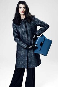 Glamorous Goth-Inspired Ensembles Image 8