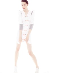 Bond-Creating Fashion Basics Image 3