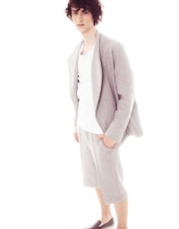 Bond-Creating Fashion Basics Image 4