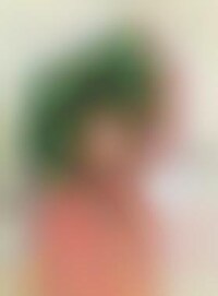 Green-Wigged Diva Shoots Image 1