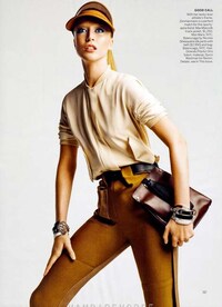 Sporty Leather Shoots Image 5