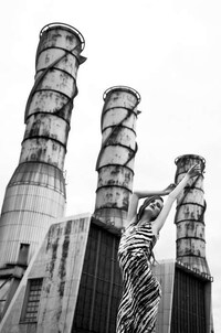 Romantic Industrial Editorials Image 4
