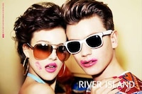 Patterned Vacation Ads Image 5
