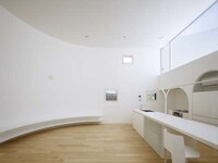 Serene All-White Abodes Image 4
