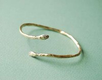 Dainty Embracing Bracelets