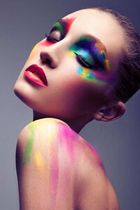 Rainbow Bright Beauty Image 2
