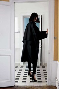 Expectant 20s-Inspired Catalogs Image 3