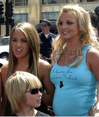 Divine Doppleganger Darlings Image 6