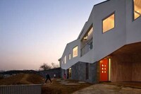 2D Cartoon-Like Luxury Homes Image 3
