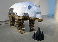 Dimension-Defying Art Image 2