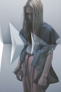 Conceptual Accessory Captures  Image 4