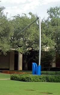 Enormous Everyday Objects Image 8