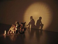 Shadowy Art Displays Image 4
