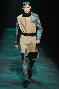 Painterly Pattern Runways Image 7