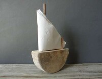 Wooden Sail Serviettes Image 3