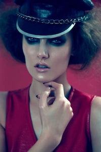 Geometric Hair Features Image 6