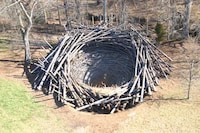 Colossal Bird Structures Image 5