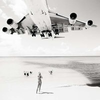 Plummeting Airplane Photos Image 4