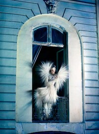 Edgy Ostentatious Couture Image 7