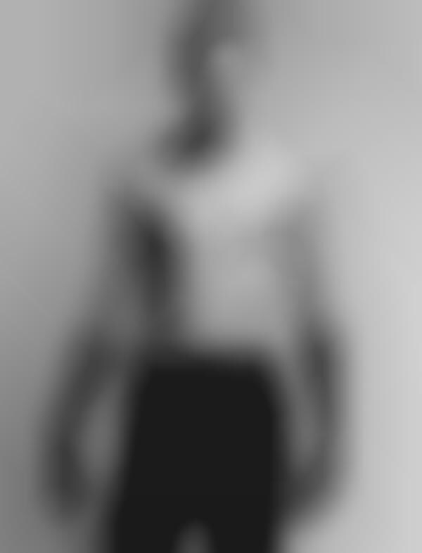 Androgynous Murderer Shoots