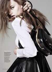 Sharp Monochromatic Styles Image 3