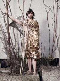 Golden Gilded Hero Captures Image 3