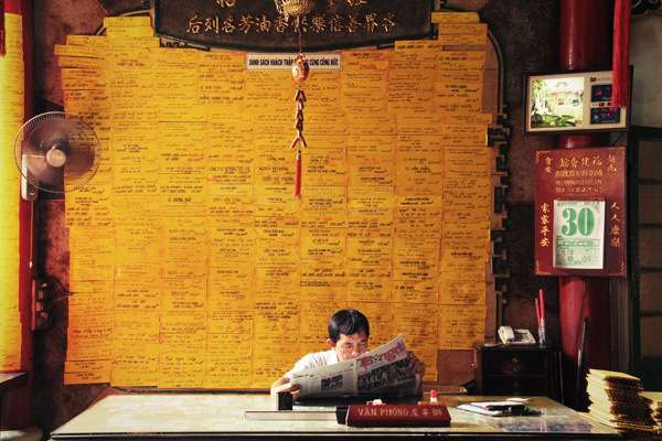 Culture-Exposing Photography