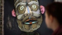 Grotesquely Groovy Street Art Image 8