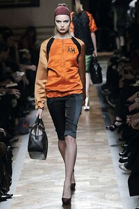 Horse-Jockey Look with Sculpture Shoes Image 3