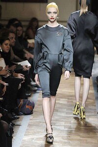 Horse-Jockey Look with Sculpture Shoes Image 4