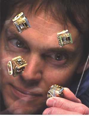 Self-Healing Mini Robots