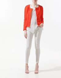 Fruit-Hued Lookbooks Image 5