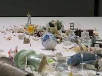Past-Destroying Dioramas Image 2