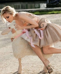 Rebellious Couture Editorials Image 8