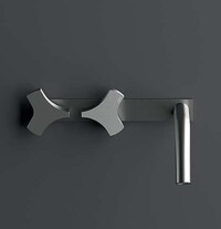 Elegant Minimalist Taps Image 2