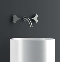 Elegant Minimalist Taps Image 3
