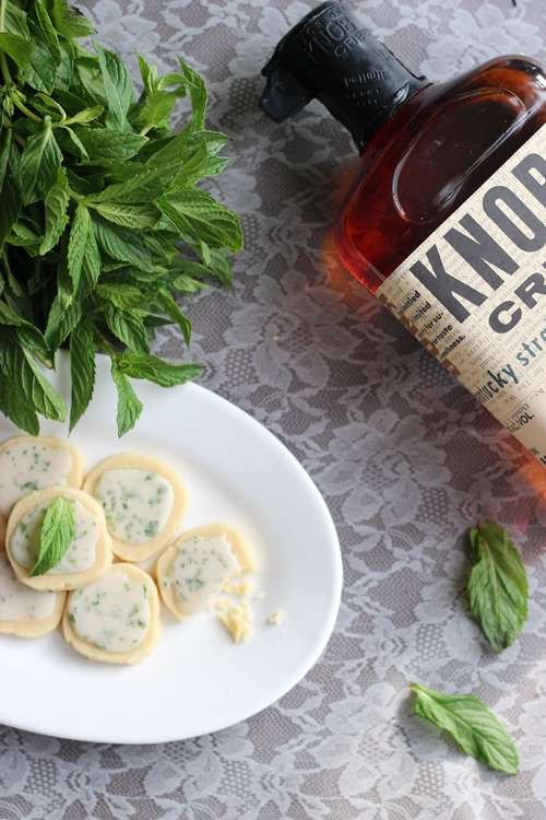 Bourbon-Spiked Cocktail Sweets Image 2
