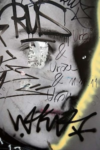 Gritty Graffiti-Grafted Portraits Image 7