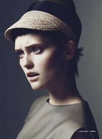 Sophisticatedly Skeptical Photoshoots Image 7