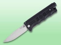 Light-Beaming Daggers Image 2