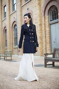 Chic Military-Inspired Ensembles Image 3