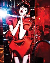 Excessively Gilded Editorials Image 3