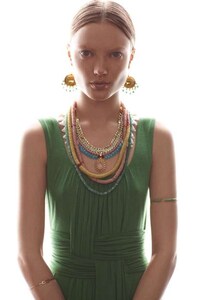 Softly Silhouetted Fashion Image 7