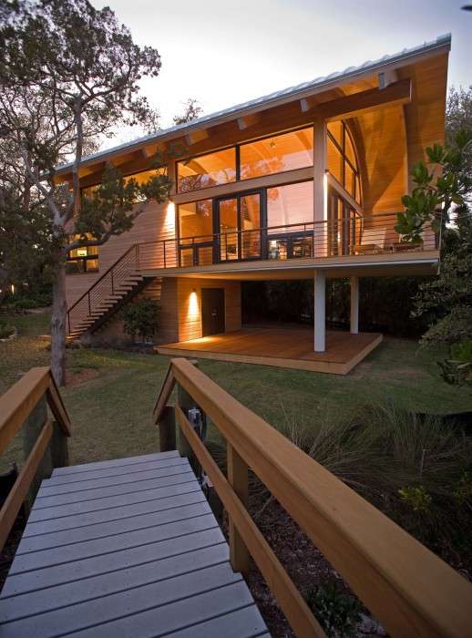 Conch-Shaped Abodes